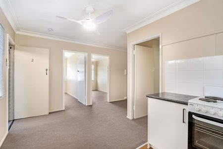 TWO BEDROOM UNIT IN SMALL COMPLEX - Photo 5