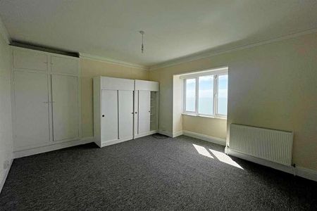 Bournemouth, BH1 - Photo 5