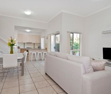 34 Carnarvon Crescent,WATERFORD - Photo 5