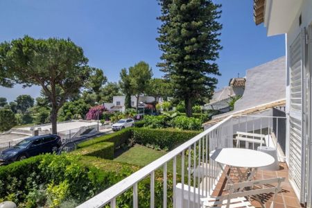 3 Bedroom Townhouse For Rent in Nueva Andalucía, Málaga - Photo 5