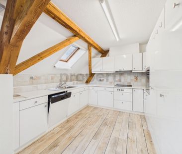 Helle 3.5-Zimmer-Dachwohnung mit Balkon, Lützelflüh - Photo 2