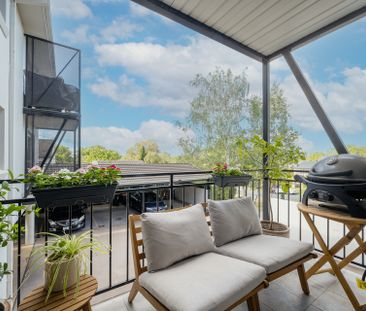 Charming unit - Photo 6