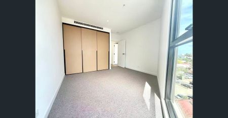 Spacious Brand New 3 Bedroom Apartment + 1 Study Ready To Move In! - Photo 2