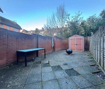Hillsborough Avenue, Exeter, Devon, EX4 - Photo 3