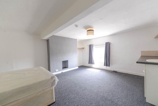 1 bedroom property to rent - Photo 1