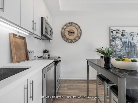 For Lease - 301 Sea Ray Avenue Unit# C312, Innisfil, Ontario - Photo 2