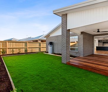 Experience Luxury Coastal Living - Photo 5