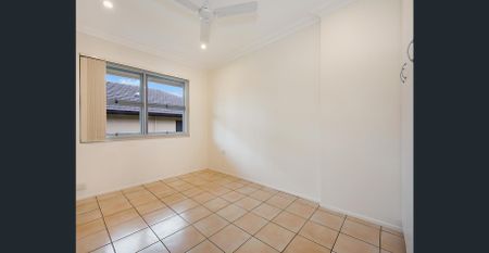 Refurbished 50's unit in the heart of New Farm - Photo 2