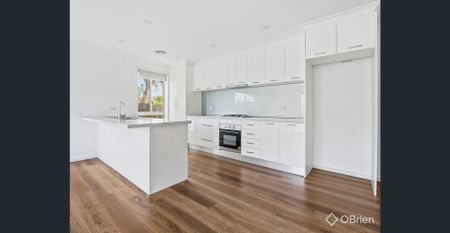 Comfortable Living in a Convenient Location - Photo 5