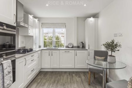 2 Bedroom Semi-Detached, White Lion Place – Cobham - Photo 5