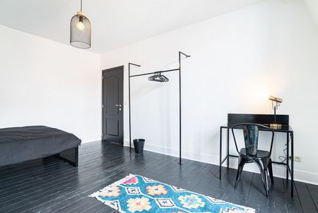 Room at Avenue des Rogations 45 - Photo 3