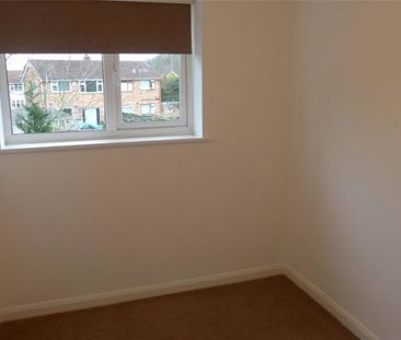 Elm Close, Binley Woods, Coventry - - Photo 4