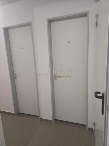 Kiadó újszerű állapotú lakás - Sopron - Photo 5
