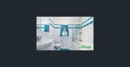 3-Bedroom Gorgeous Home With a Pool! - Photo 4