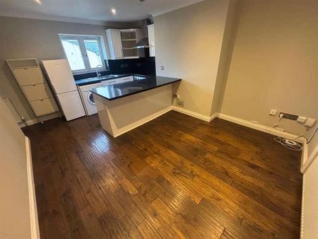 Berkeley Street, Cheltenham, Gl, GL52 - Photo 3