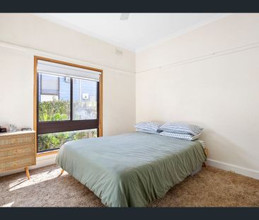 21 Specimen Hill Rd, Golden Square, Vic 3555 - Photo 2