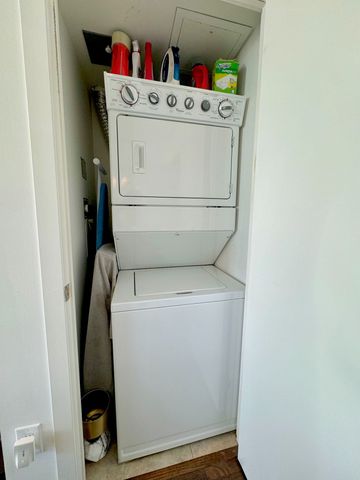 For Lease - 38 Joe Shuster Way Unit# 2102, Toronto, Ontario - Photo 5