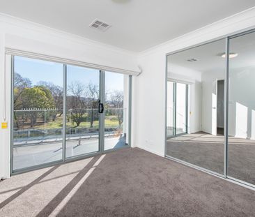 4 Isherwood Street, Weston ACT 2611 - Townhouse For Rent | Domain - Photo 3