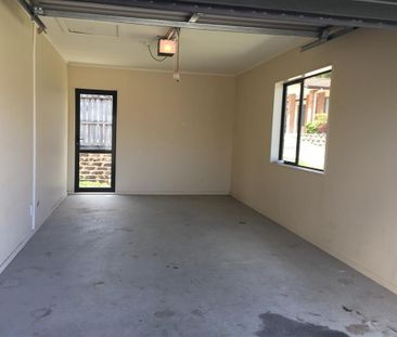 17A Sean Fitzpatrick Drive, Papatoetoe, Auckland - Photo 3