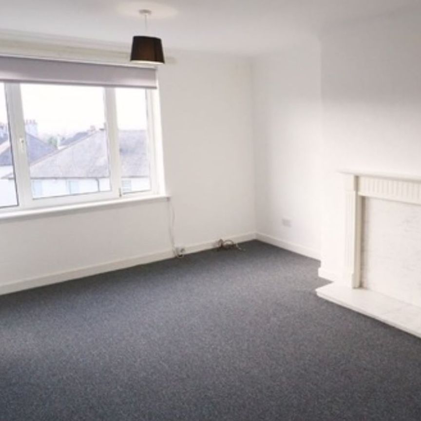 2 Bed Flat, Balerno Drive, G52 - Photo 1