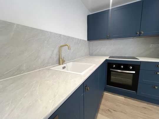 Dorchester Road, Weymouth - Photo 1