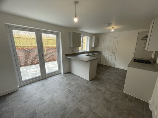Haverfordwest, Haverfordwest, SA61 - Photo 1