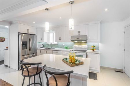 For Lease - 1232 Huntingwood Drive Unit# Upper, Toronto, Ontario - Photo 2