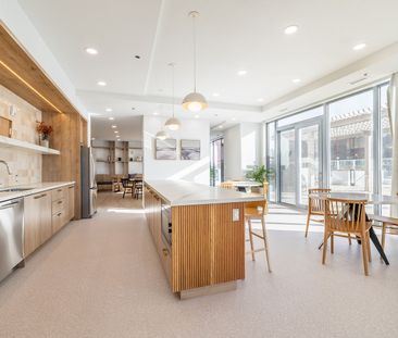 300 Mìwàte Private, Centretown, Ottawa, ON - Photo 1