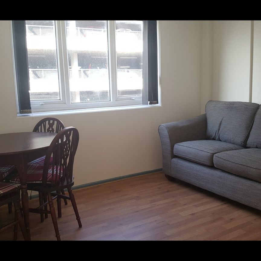 1 Bed Flat, Marquis Street, LE1 - Photo 1