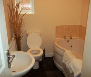 Rooms to rent - brand new student house - All bills inc. - Photo 5