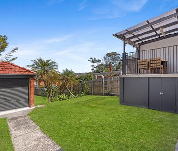 Stylish Coastal Living in the Heart of North Bondi - Photo 4