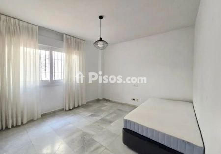 Piso en alquiler en Playa Bajadilla-Puertos - Photo 5