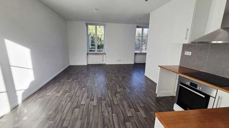 Location Appartement 2 pièces 52m² ST JEAN DE BRAYE 45800 - Photo 2