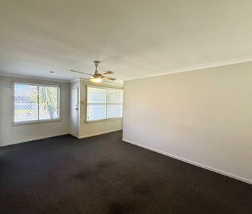 4 Thompson Street, Belmont South - Photo 4