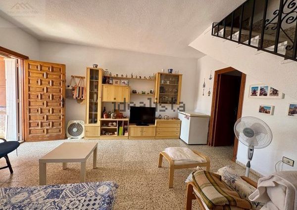 Alquiler de dúplex en Calle Islas Antillas