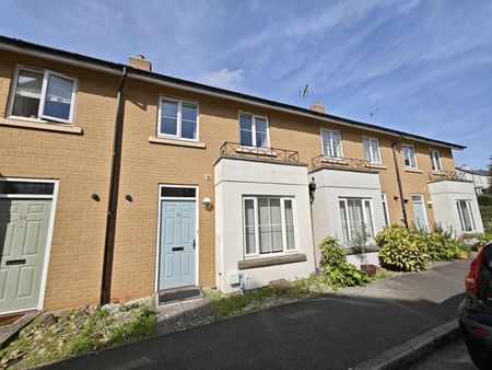 3 bedroom terraced house to rent - Photo 3