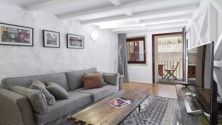 1-bedroom apartment for rent in Porto, bills included - Photo 2