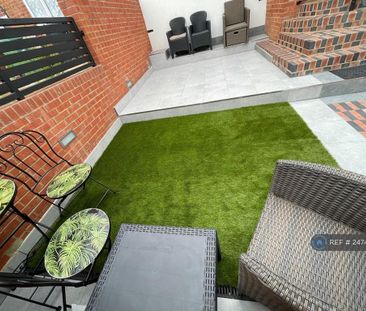 1 bedroom in a house share to rent - Photo 6