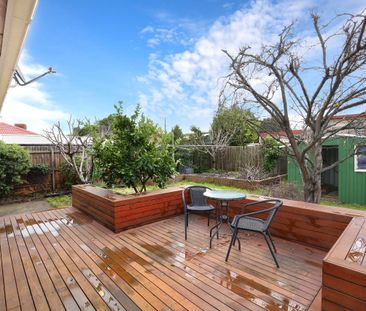 Spacious and Bright 3-Bedroom Home in Epping - Photo 4