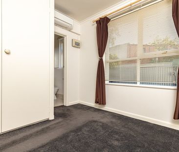 1/50 Barkly Street, Carlton VIC 3053 - Photo 4