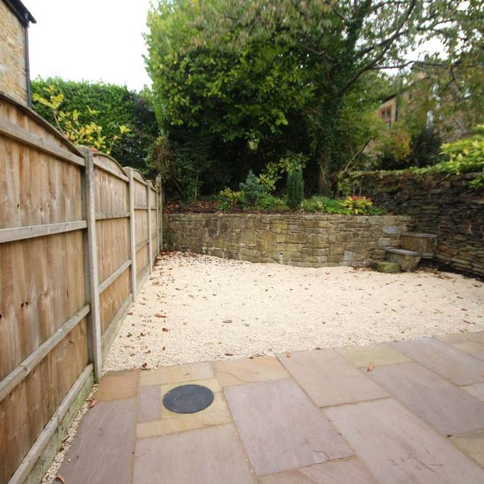 2 bedroom barn conversion to rent - Photo 1
