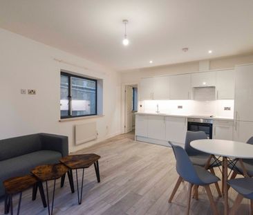 1 Bed Flat, Stamford Hill, N16 - Photo 2