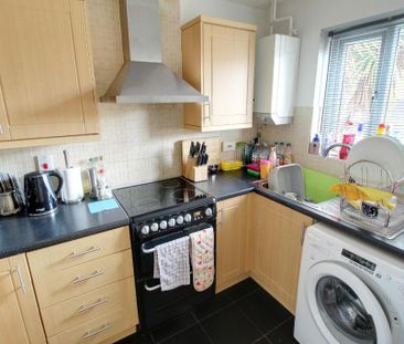 2 bedroom semi-detached house to rent - Photo 1