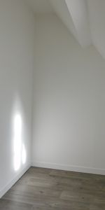 Location Appartement 2 pièces 51m² BAYEUX 14400 - Photo 3