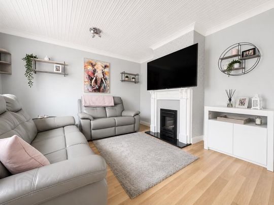 18 Cedar Park, Carrickfergus, BT38 8DU - Photo 1