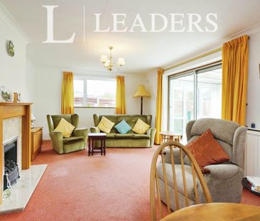 3 bedroom bungalow to rent Eyebrook Close, Loughborough, LE11 - Photo 2