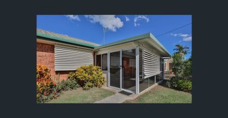 Family home by the beach for rent! - Photo 4