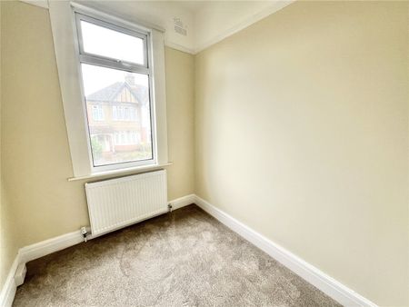Oakhurst Road, Southend-on-Sea, Essex, SS2 5DT - Photo 4
