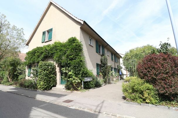 An ruhiger Lage in Riehen - Reiheneinfamilienhaus mit Garten - Photo 1