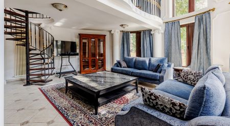 Spacious house for sale with an outdoor pool | Mag - Zdjęcie 2